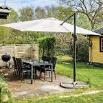 2 Bedroom Beautiful In *