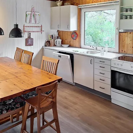 2 Bedroom Beautiful In * Tarm