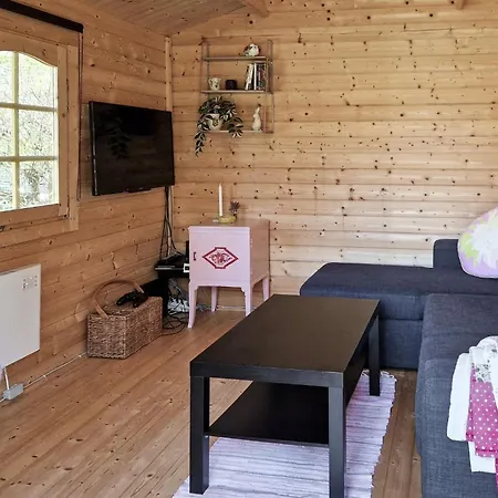 Ferienhaus 2 Bedroom Lovely In